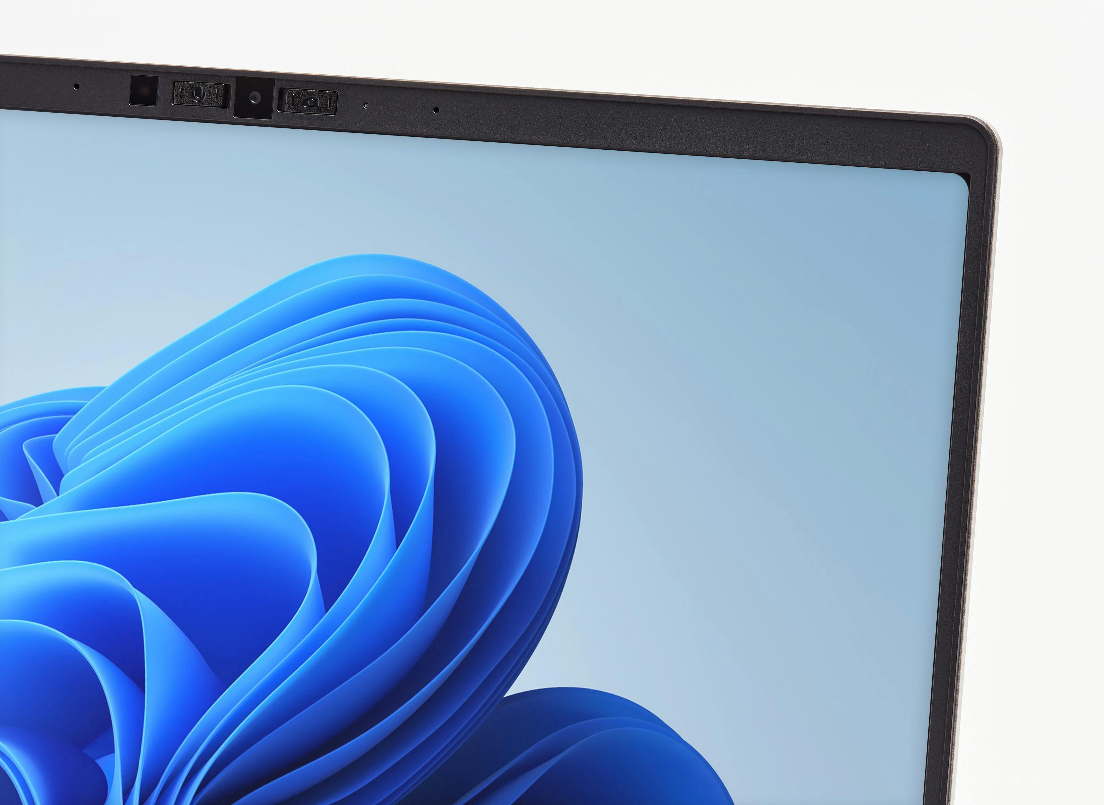 2.8k display with rounded corners