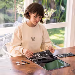 Taking apart a Framework Laptop 13